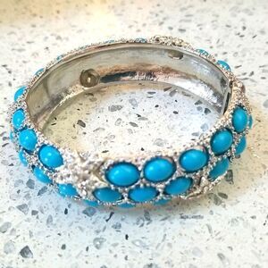 GORGEOUS WANNABE!!!BRAND NEW!!! PURCHASED IN MIAMI!!!